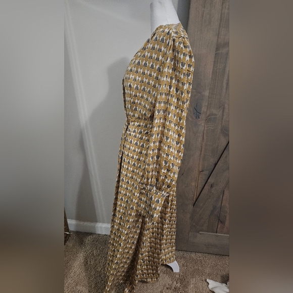 HL AFFAIR Mod Printed Wrap Maxi Long Sleeve Dress In Mustard/white/grey. S/M NWT - Picture 10 of 16